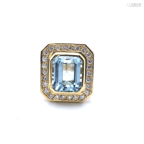 Retro Aquamarine, Diamonds & 18k Gold Ring