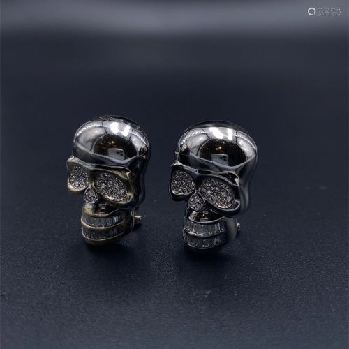 18k Gold & Diamonds Skull Earrings