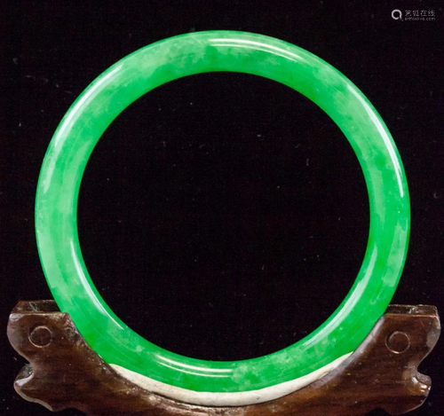 Chinese Green Jade Carved Bangle