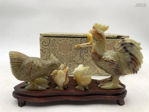 A JADE CARVED DECORATION OF CHICKENS