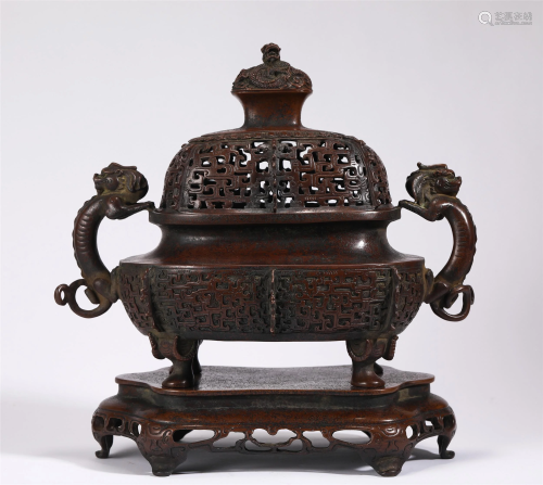 A CHINESE BRONZE BEASTS INCENSE BURNER