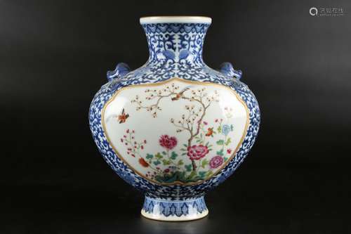 Chinese Qing Dynasty Qianlong Blue And White Famille Rose Po...