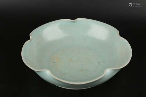 Chinese Song Dynasty Ru Kiln Porcelain Plate