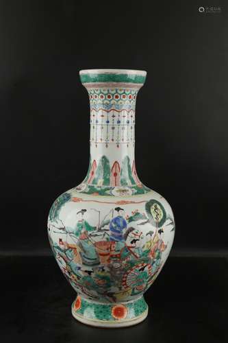 Chinese Qing Dynasty Kangxi Verte Rose Porcelain Bottle