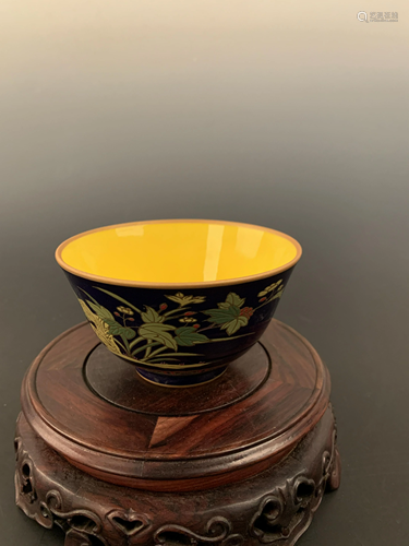 Chinese Wucai Flower Tea Cup