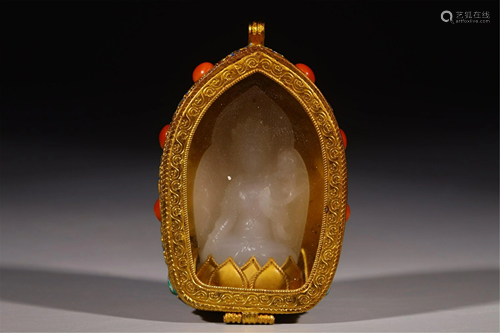 A JADE BUDDHA WITH GILT SILVER BUDDHA NICHE