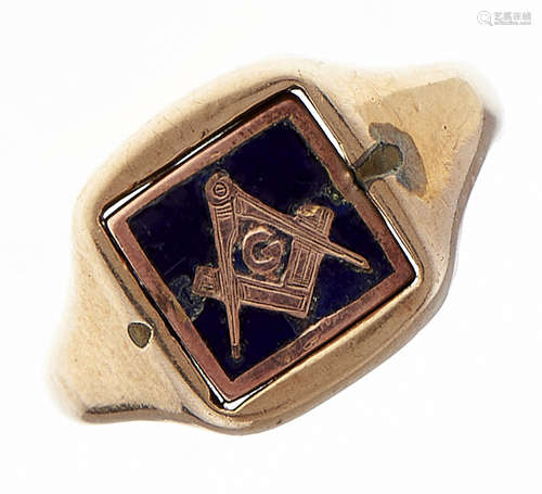 A 9ct gold and enamel freemason's signet ring, reversible, 5...