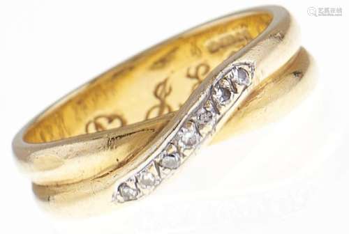 A diamond ring, in 18ct gold, 4.8g, size L Good condition, e...