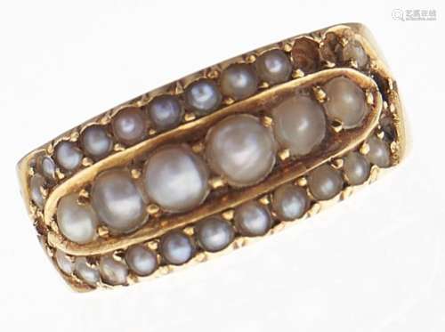 A Victorian split pearl ring, in 18ct gold, Chester 1881, 3....