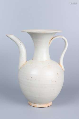 chinese white glazed porcelain ewer
