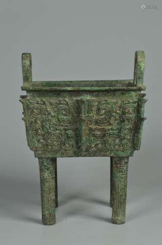 chinese bronze quadrupedal vessel