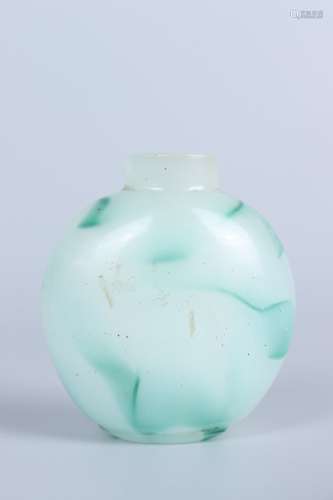 chinese green glass snuff bottle