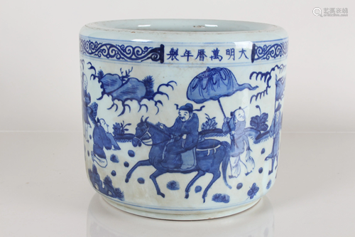 A Chinese Blue and White Story-telling Porcelain Pot