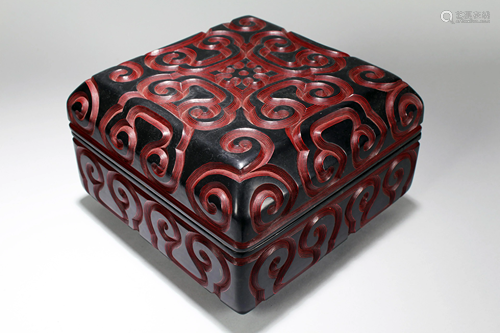 A Chinese Square-based Lidded Lacquer Poetry-framing