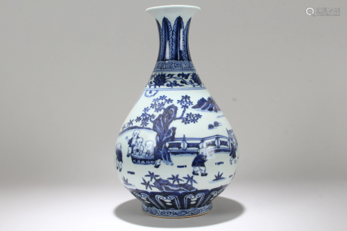 A Chinese Story-telling Blue and White Porcelain Vase