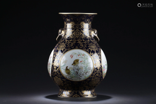 A Chinese Extremely-detailed Duo-handled Massive