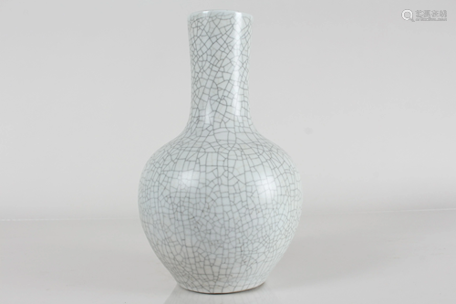 A Chinese Crack-glazed Porcelain Fortune Vase