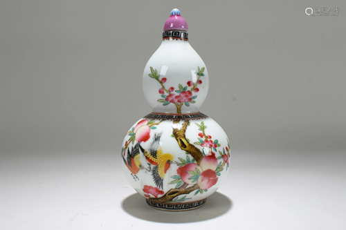 A Chinese Calabash-fortune Poetry-framing Porcelain