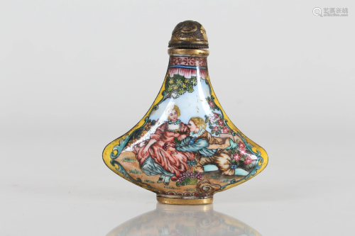 A Chinese Western-portrait Snuff Bottle