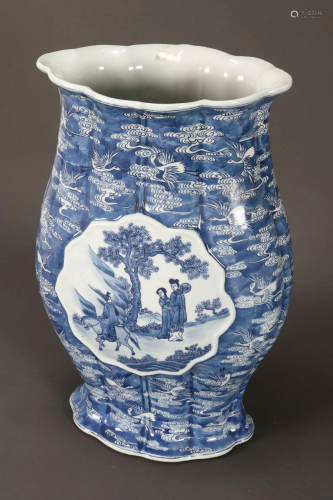 Unusual Chinese Late Qing Dynasty Blue and White