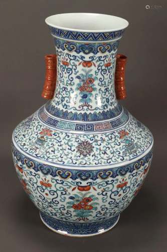 Large Chinese Porcelain Twin Handled Vase,