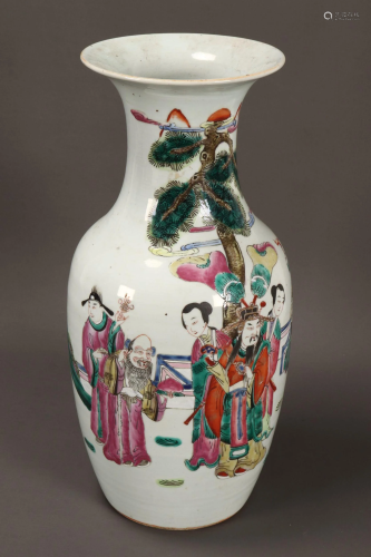 Chinese Famille Rose Porcelain Vase,