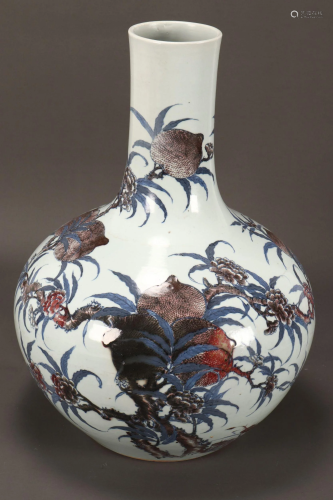 Large Chinese Porcelain Vase,