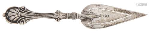 An Edwardian silver trowel shaped bookmark, with embossed ha...