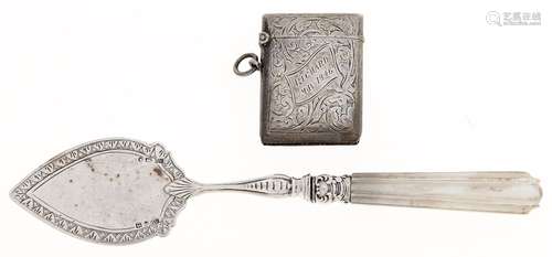 A George V silver vesta case, 47mm h, by W H Haseler, Birmin...