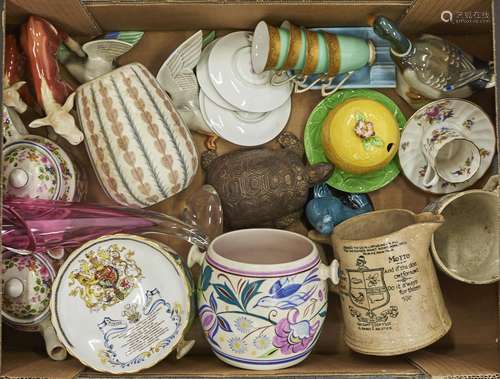 Miscellaneous ornamental ceramics, to include a 1950's mid c...