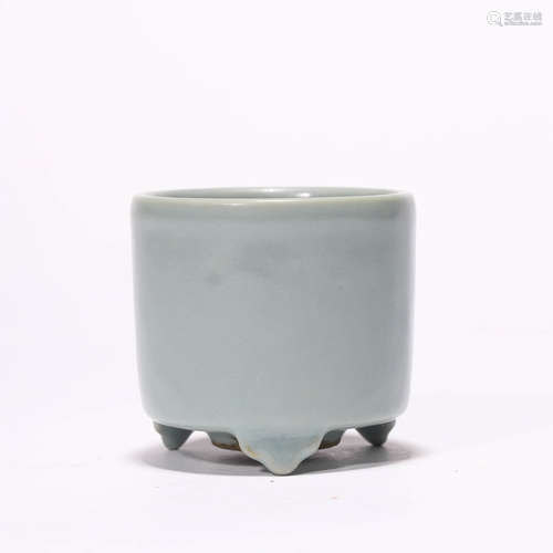 A Chinese Porcelain Celadon-Glazed Censer