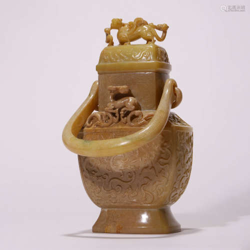 A Chinese Han Dynasty Jade Vase and Cover