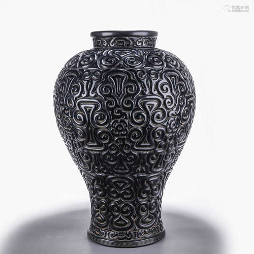 A Chinese Lacquer Clouds Meiping Vase Marked Kang Xi