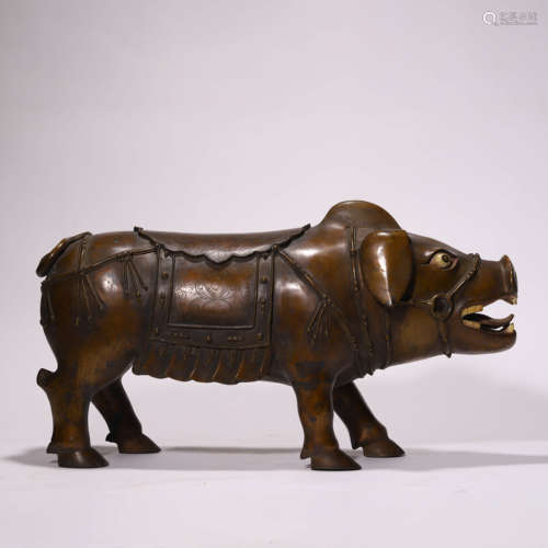 A Ming Dynasty Bronze Pig