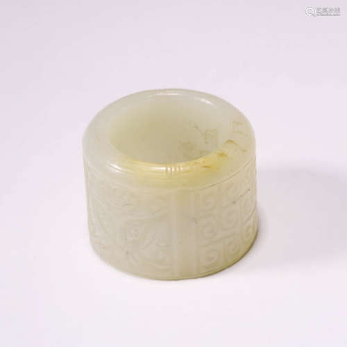 A Chinese White Jade Ring