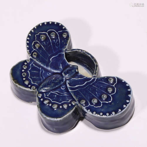 A Chinese Porcelain Blue-Glazed Butterfly Washer