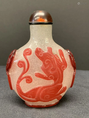 Peking glass snuff bottle