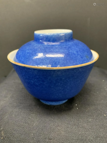 Blue bowl with cover with marking