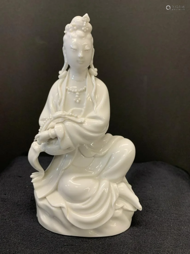 Guan Yin Porcelain sculpture