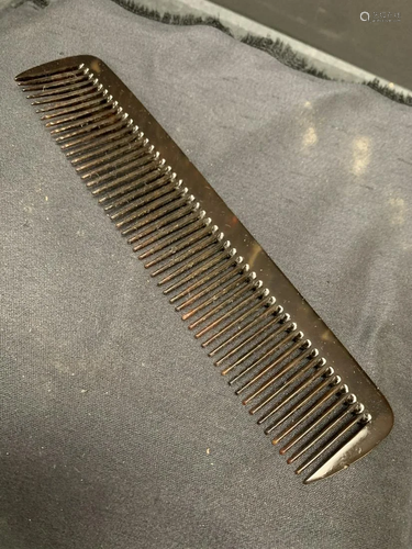 Tortoise shell comb