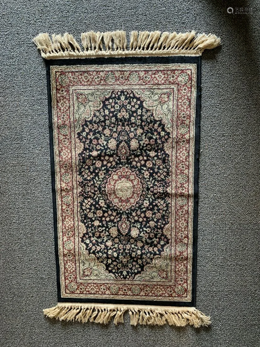 Rug