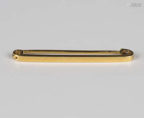 A gold plain bar brooch, detailed '9ct', weight 2.6g, width ...