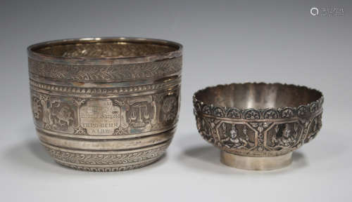 A late Victorian silver sugar bowl, embossed with the twelve...