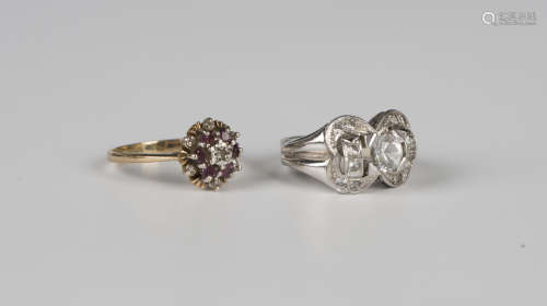 A 9ct gold, diamond and mauve gem set cluster ring, weight 3...