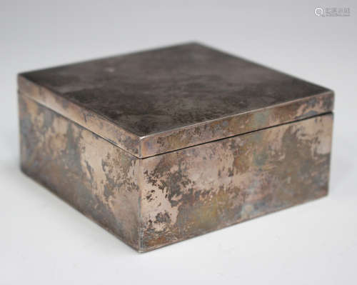 A George V silver square box with hinged lid, London 1935 by...
