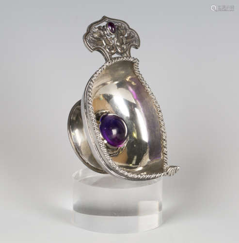 An early 20th century Russian Fabergé silver kovsh, circa 19...
