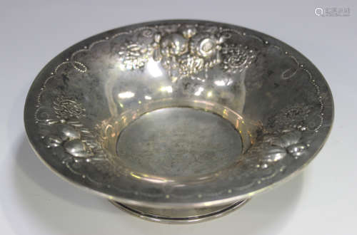 A Norwegian .830 silver circular dish by David Andersen, the...