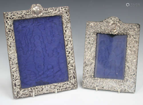 An Edwardian silver mounted rectangular photograph frame, pi...