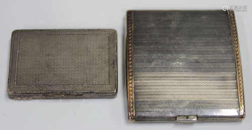 A George V silver cigarette case of rectangular form with en...
