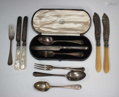 A Victorian silver three-piece christening set, comprising k...